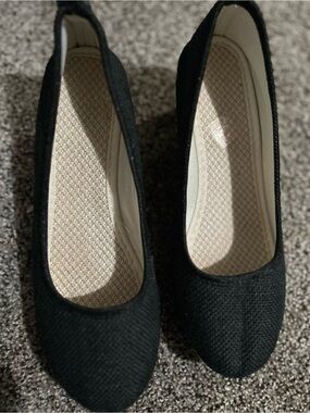Amazon Black Wedge Flats with Textured Upper